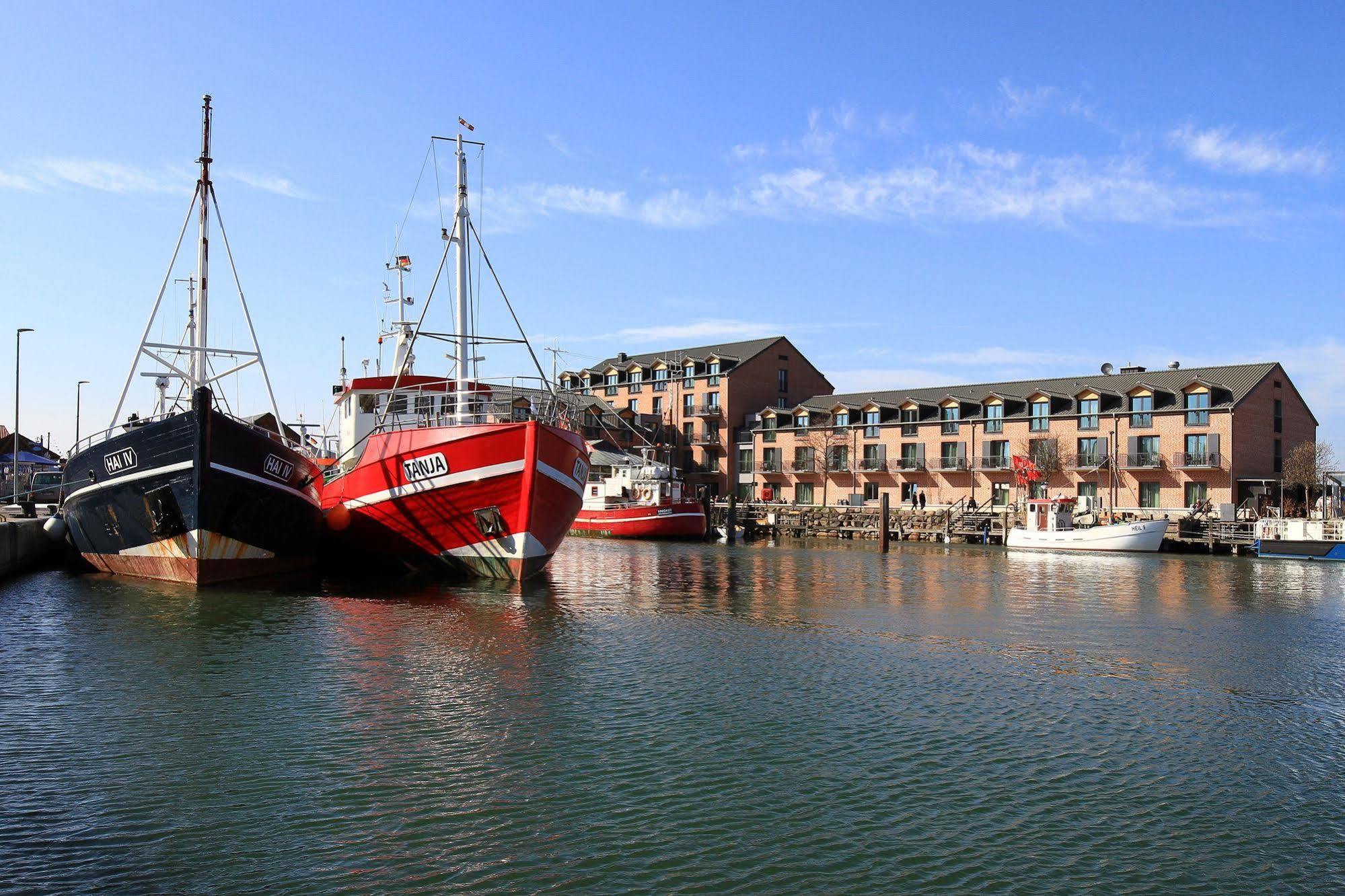 Hafenhotel Meereszeiten Heiligenhafen Exterior foto